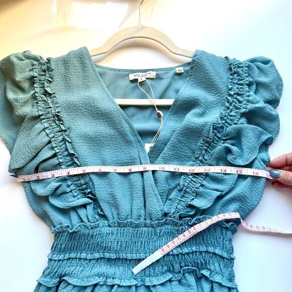 NWT Max Studio pebble crepe flutter sleeve maxi dress in blue  Size S - Picture 9 of 9